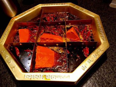 火鍋底料廠家經(jīng)營(yíng)年限越久對(duì)購(gòu)買(mǎi)火鍋底料越好