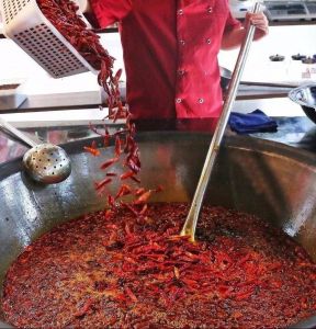 重慶火鍋底料食品廠(chǎng)，好的配菜，讓你彰顯男人風(fēng)范
