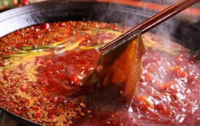 重慶火鍋底料工廠，春天吃火鍋必講究攻略