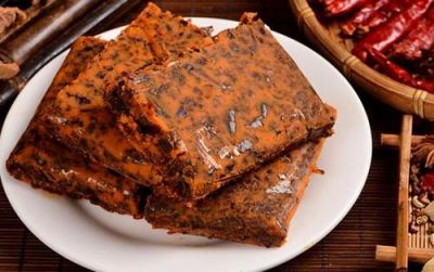 無渣火鍋好吃嗎？哪里有無渣火鍋底料廠家？無渣火鍋底料批發(fā)！