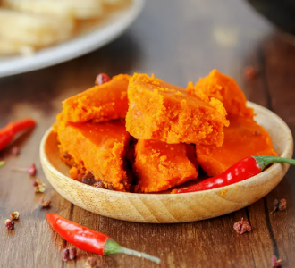 如何挑選最佳重慶火鍋底料？正宗風(fēng)味鑒別秘籍大公開！