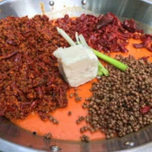如何尋覓正宗重慶火鍋底料生產(chǎn)廠家？
