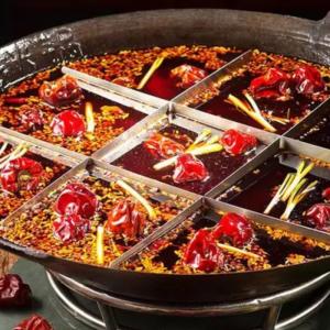 揭秘：火鍋店牛油紅油，有何獨(dú)特風(fēng)味秘密？